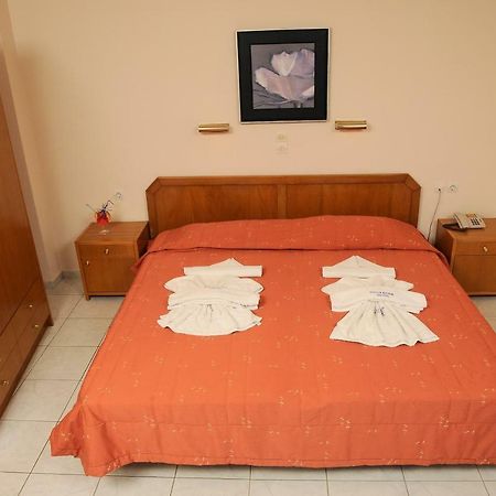 Stella-Katrin Hotel Platanes  Eksteriør billede