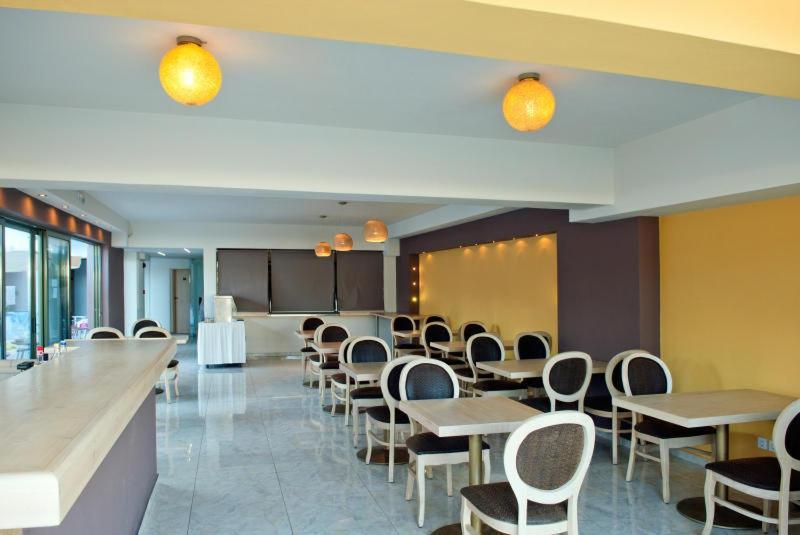 Stella-Katrin Hotel Platanes  Eksteriør billede